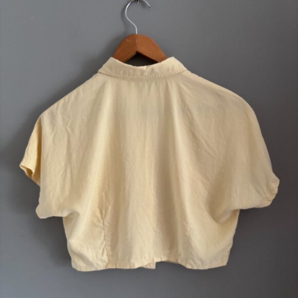 Buttercream Silk Cropped Button Down Shirt - Picture 2 of 8